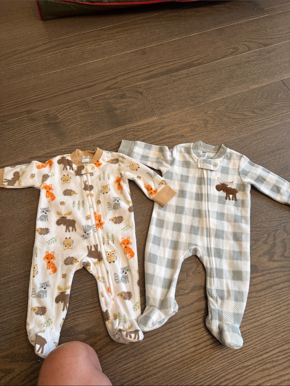 Hudson Baby Cream Woodland & Gray Plaid Footed One-Piece Pajamas